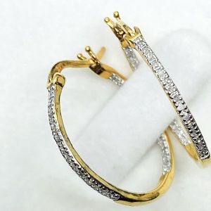 Beautiful REAL DIAMOND Hoops!